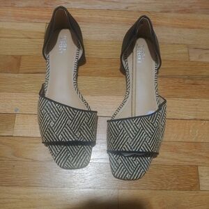 Market & Spruce raffia and leather open toe flats / size 8/ Tan and black